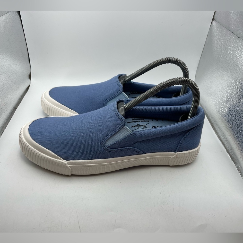 L.L Bean women’s blue canvas loafers size 6.5